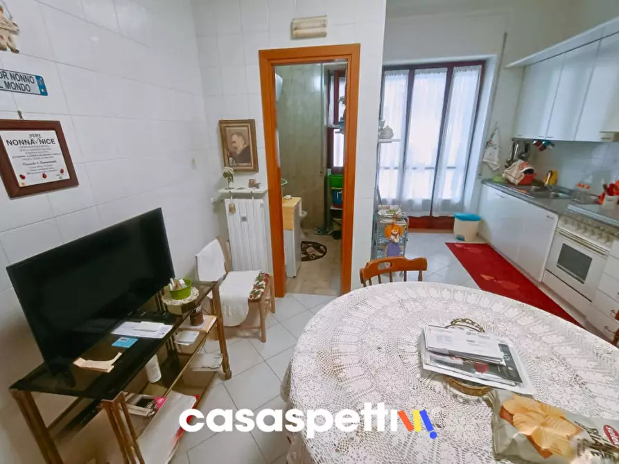 Immagine 10 di Appartamento in vendita  in Via Antonio Barone, 12 a Salerno