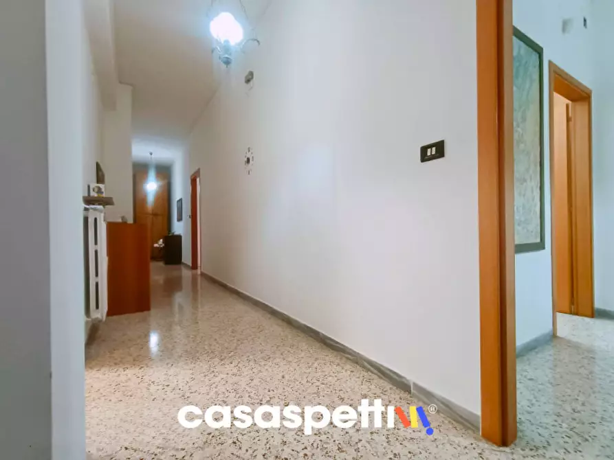 Immagine 16 di Appartamento in vendita  in Via Antonio Barone, 12 a Salerno