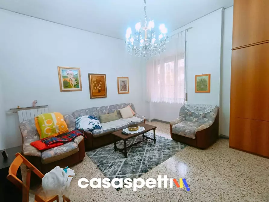 Immagine 23 di Appartamento in vendita  in Via Antonio Barone, 12 a Salerno
