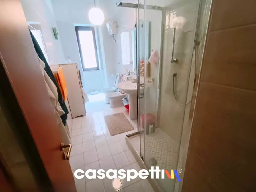 Immagine 29 di Appartamento in vendita  in Via Antonio Barone, 12 a Salerno