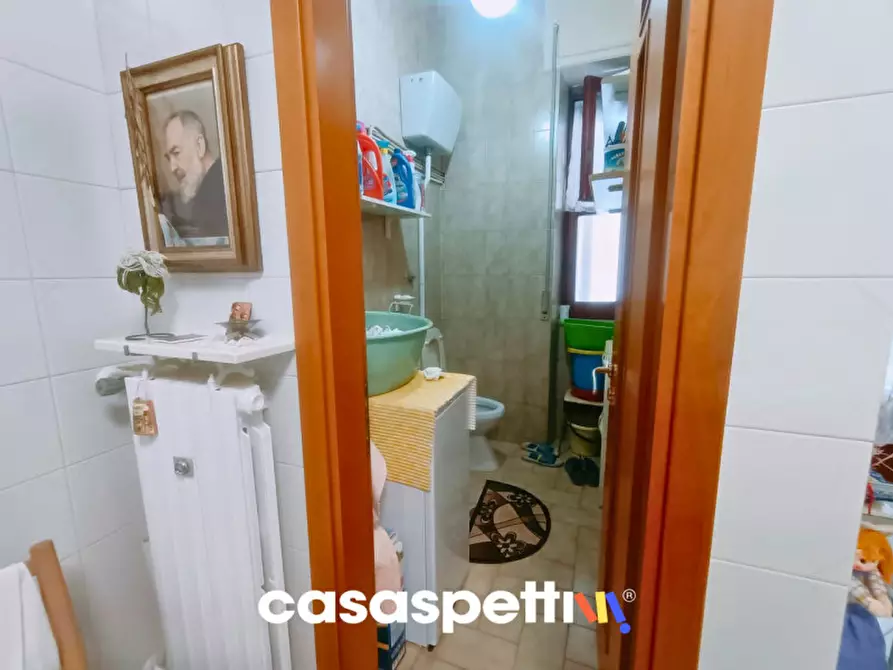 Immagine 32 di Appartamento in vendita  in Via Antonio Barone, 12 a Salerno