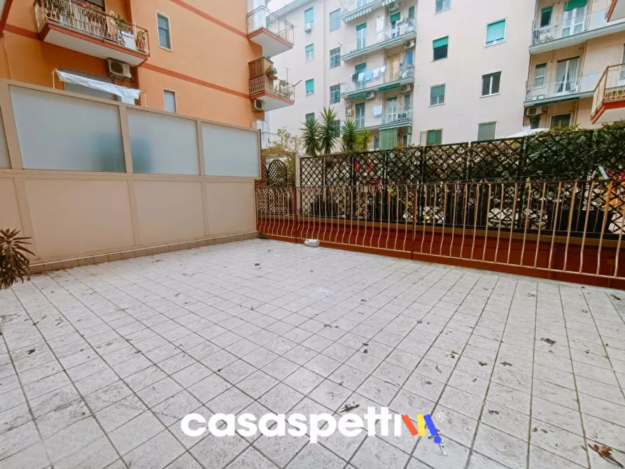 Immagine 35 di Appartamento in vendita  in Via Antonio Barone, 12 a Salerno