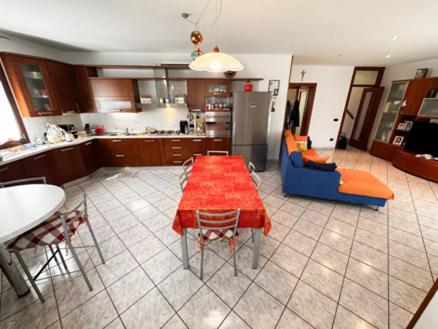 Immagine 13 di Casa bifamiliare in vendita  in Via Giovanni 23° a Granze