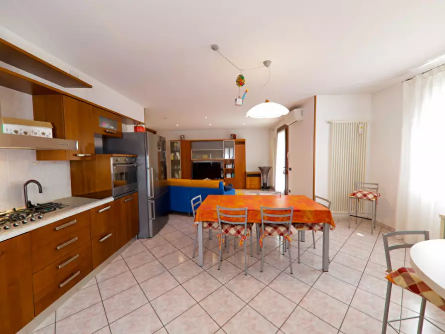 Immagine 15 di Casa bifamiliare in vendita  in Via Giovanni 23° a Granze