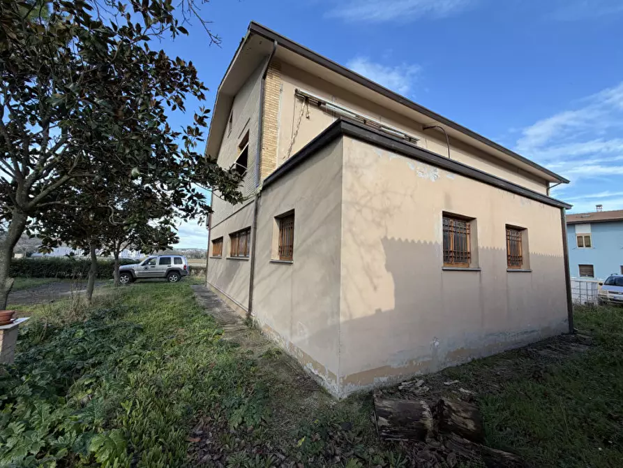 Immagine 2 di Appartamento in vendita  a Senigallia
