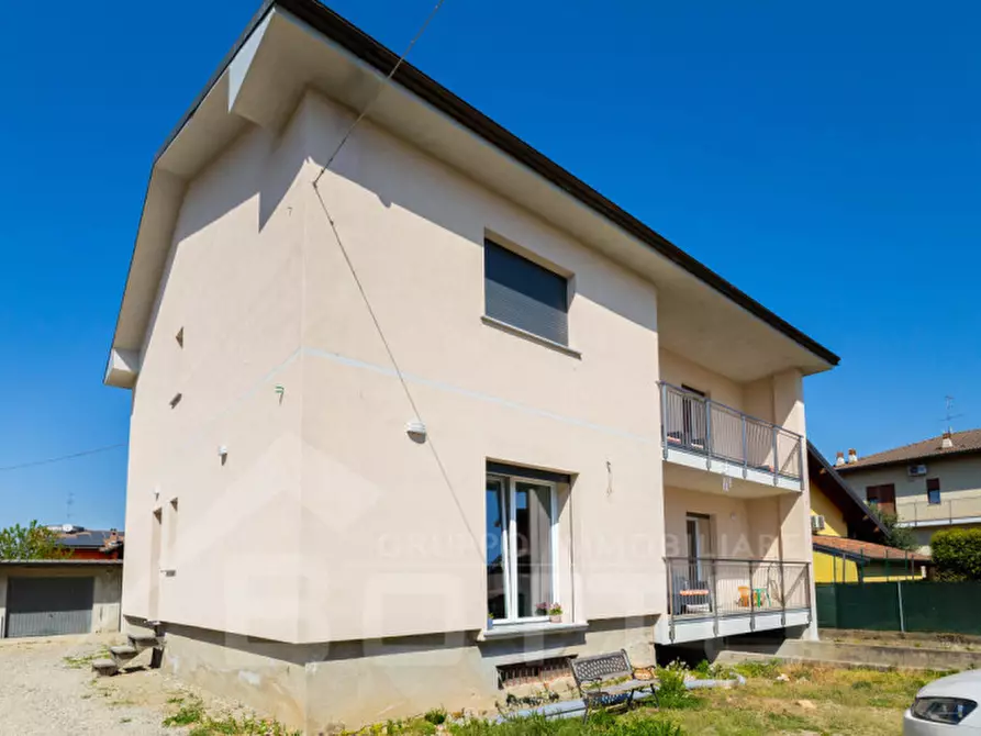 Immagine 38 di Casa bifamiliare in vendita  in Via Raffaello Sanzio 17 a Bellinzago Novarese