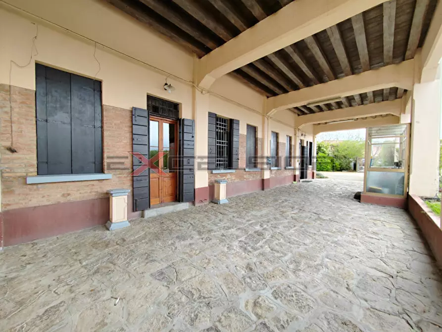 Immagine 1 di Capannone industriale in vendita  in Via G. Matteotti n.20 bis - Cavarzere (VE) a Cavarzere