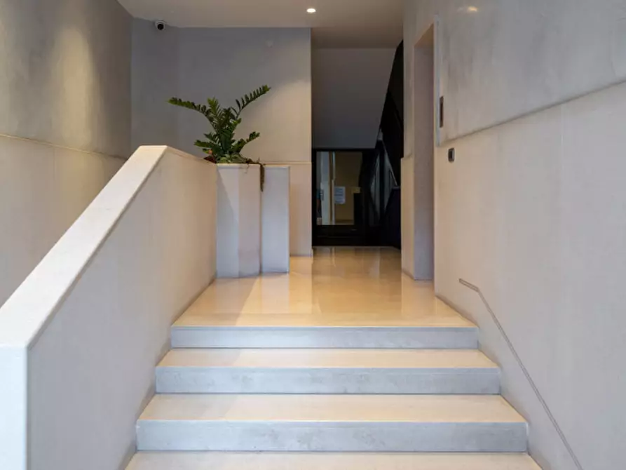 Immagine 5 di Appartamento in vendita  in Via Cappuccina a Venezia