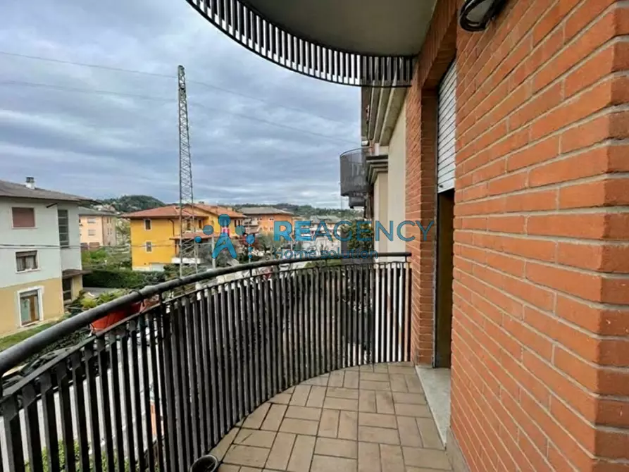 Immagine 24 di Appartamento in vendita  a Creazzo