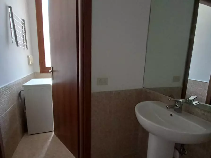 Immagine 6 di Monolocale in vendita  in Via Menganti 4 a Bologna