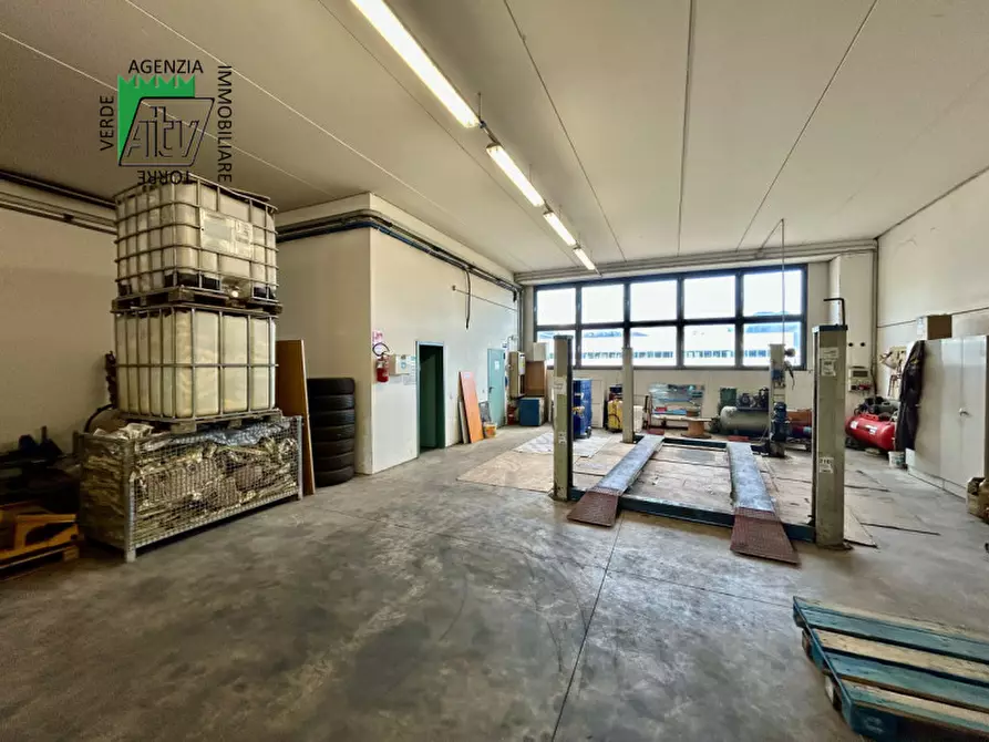 Immagine 13 di Capannone industriale in vendita  a Cles