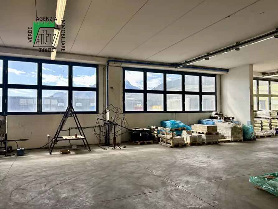 Immagine 17 di Capannone industriale in vendita  a Cles