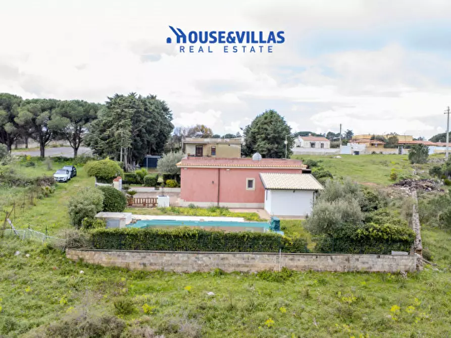 Immagine 5 di Villa in vendita  in contrada montagna a Avola