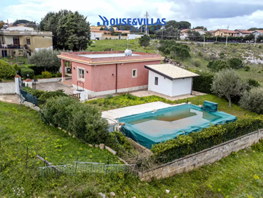 Immagine 7 di Villa in vendita  in contrada montagna a Avola