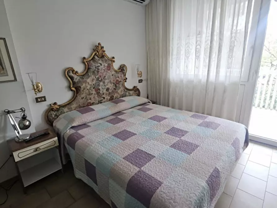 Immagine 22 di Appartamento in affitto  a Rimini