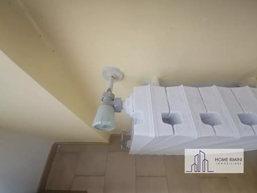 Immagine 42 di Appartamento in affitto  a Rimini