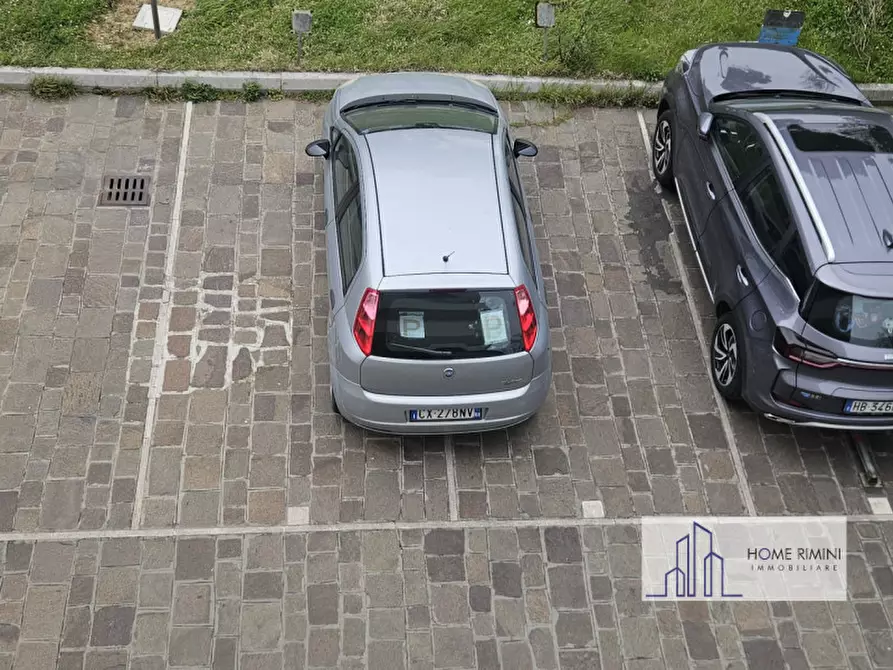 Immagine 45 di Appartamento in affitto  a Rimini