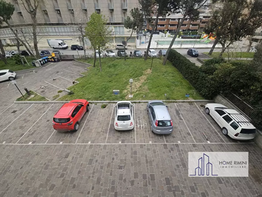 Immagine 48 di Appartamento in affitto  a Rimini