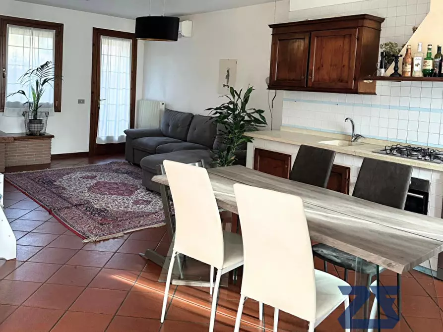 Immagine 4 di Villetta a schiera in vendita  in Via Federico Piruli a Castelfranco Veneto