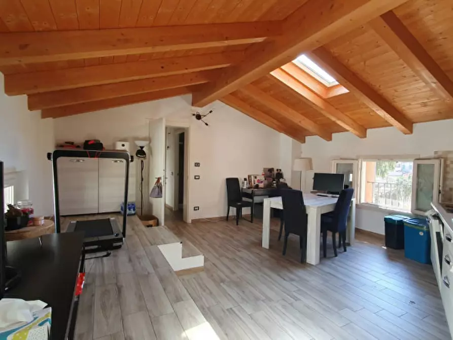 Immagine 19 di Appartamento in vendita  in Via Volturno a Mirandola