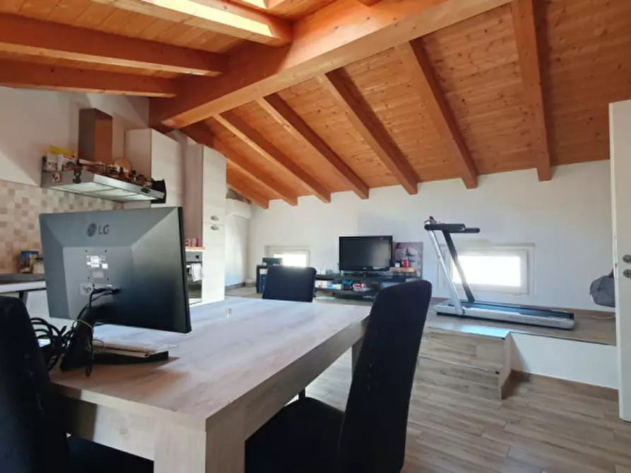 Immagine 21 di Appartamento in vendita  in Via Volturno a Mirandola