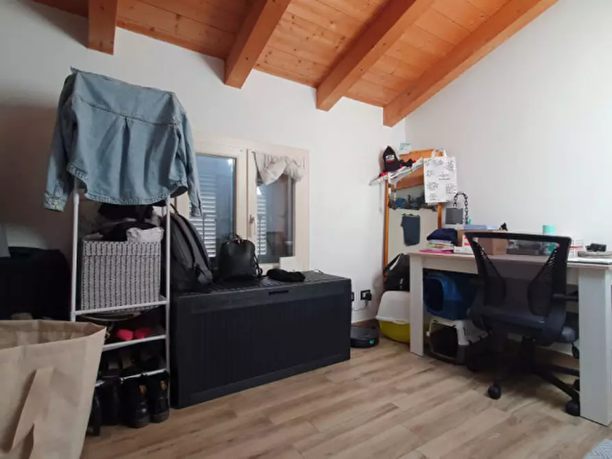 Immagine 23 di Appartamento in vendita  in Via Volturno a Mirandola