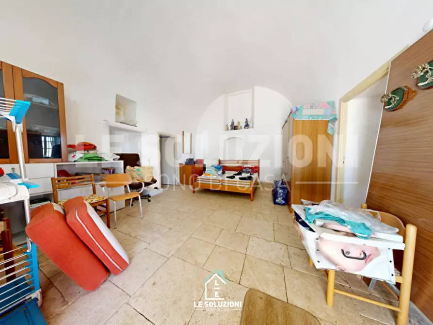 Immagine 12 di Casa trifamiliare in vendita  in strada comunale regio 30 a Castellana Grotte