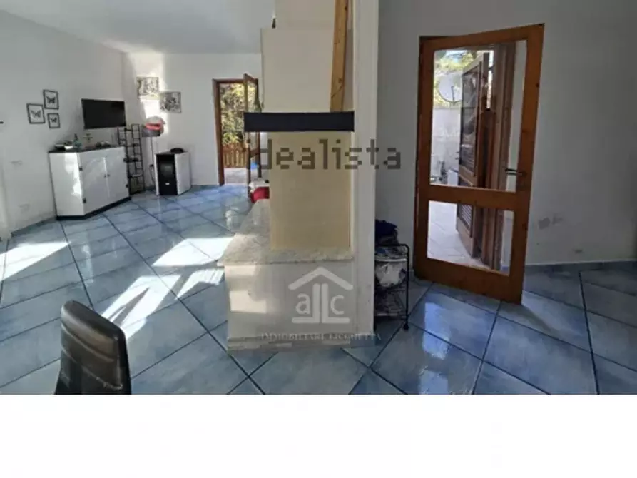 Immagine 14 di Villa in vendita  in San Cataldo a Vernole