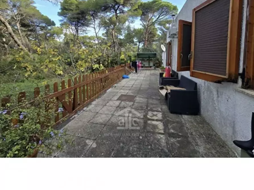 Immagine 25 di Villa in vendita  in San Cataldo a Vernole