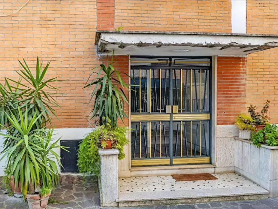 Immagine 12 di Appartamento in vendita  in Largo Paolo Panelli, Roma RM, Italia a Roma