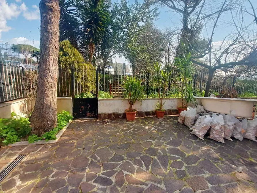 Immagine 13 di Appartamento in vendita  in Largo Paolo Panelli, Roma RM, Italia a Roma