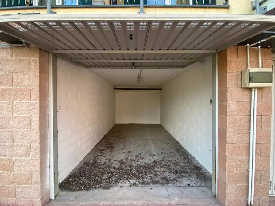 Immagine 15 di Posto auto in vendita  in V. San Biagio di Valpolcevera, 20, 16162 Genova GE, Italia a Genova