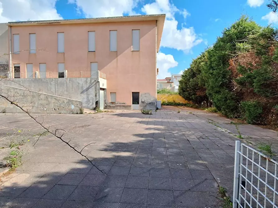 Immagine 17 di Attività commerciale in vendita  in SS 114 Orientale Sicula, 114, 98128 Messina ME, Italia a Messina