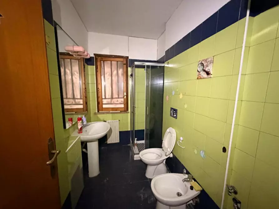 Immagine 2 di Ufficio in vendita  in Via Francesco Tovaglieri, 387, 00155 Roma RM, Italia a Roma