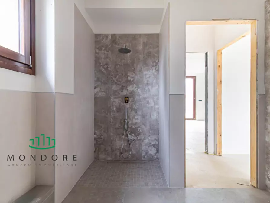 Immagine 11 di Villa in vendita  in Via Nazionale a Pianoro