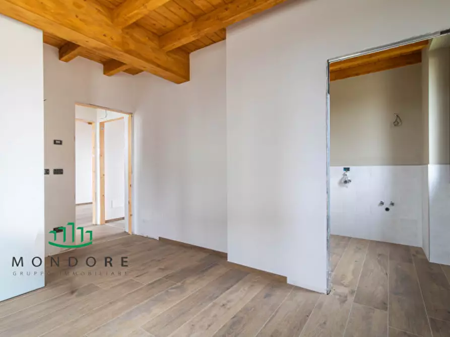 Immagine 27 di Villa in vendita  in Via Nazionale a Pianoro