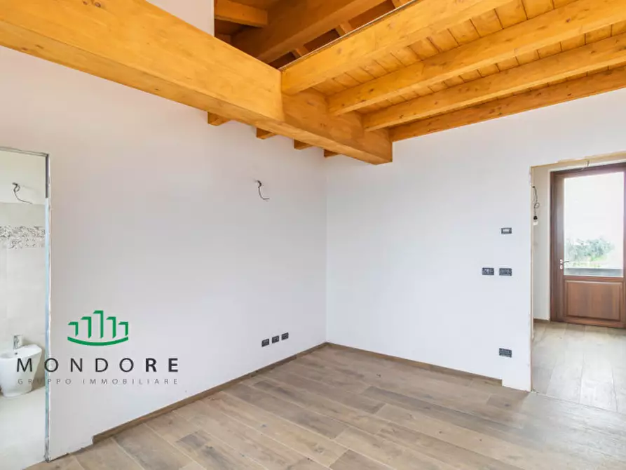 Immagine 30 di Villa in vendita  in Via Nazionale a Pianoro