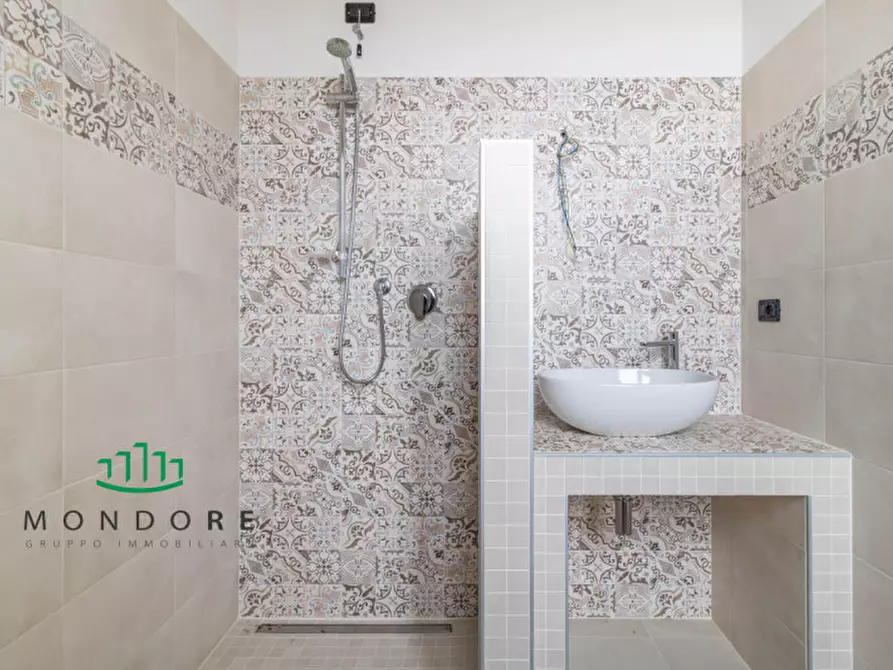 Immagine 35 di Villa in vendita  in Via Nazionale a Pianoro