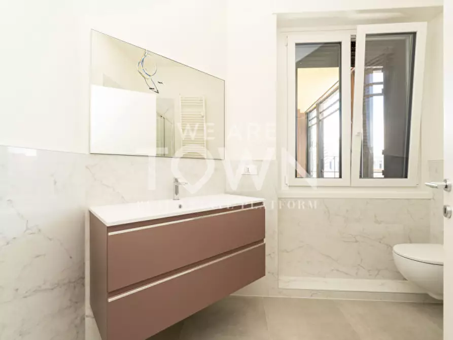 Immagine 32 di Appartamento in affitto  in Via Giacomo Leopardi 1 a Milano