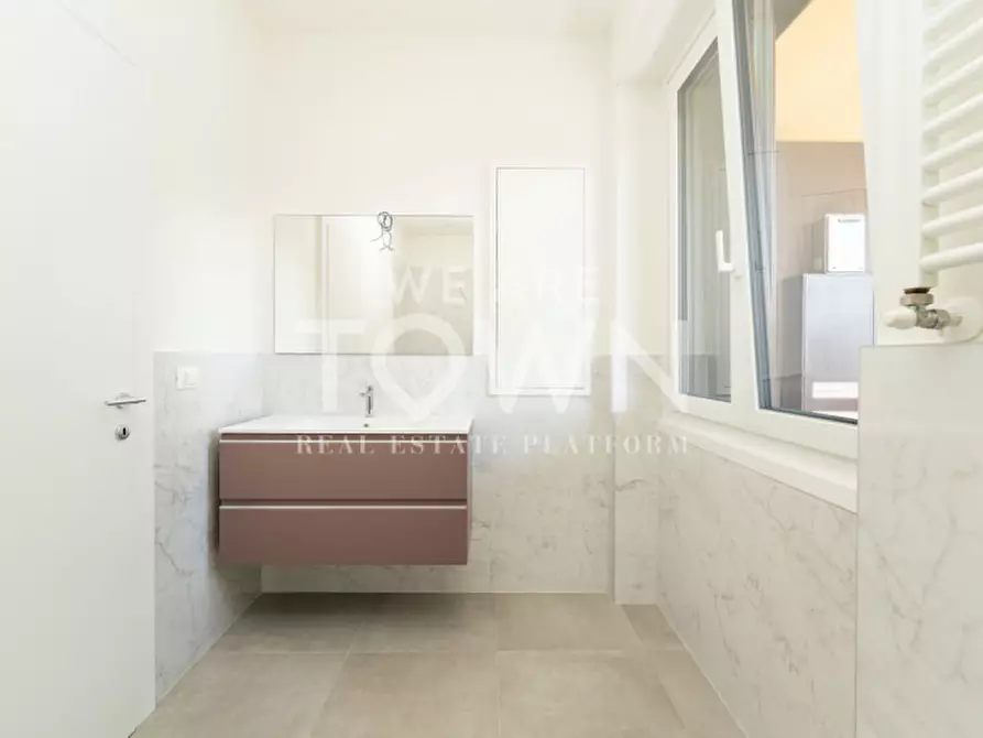 Immagine 42 di Appartamento in affitto  in Via Giacomo Leopardi 1 a Milano