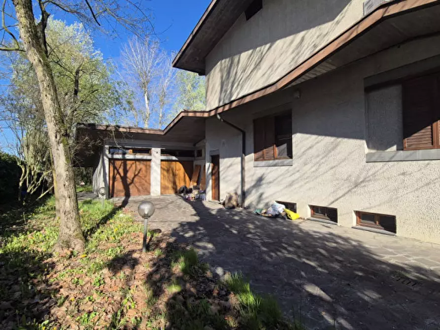 Immagine 9 di Villa in affitto  in VIA VIGNA VERDE 26 a Modena