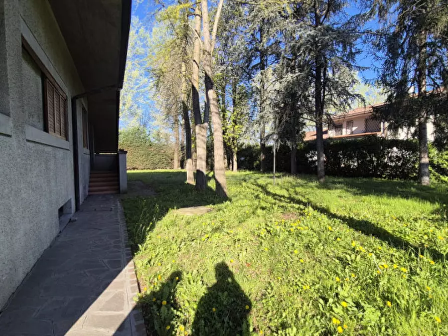 Immagine 12 di Villa in affitto  in VIA VIGNA VERDE 26 a Modena