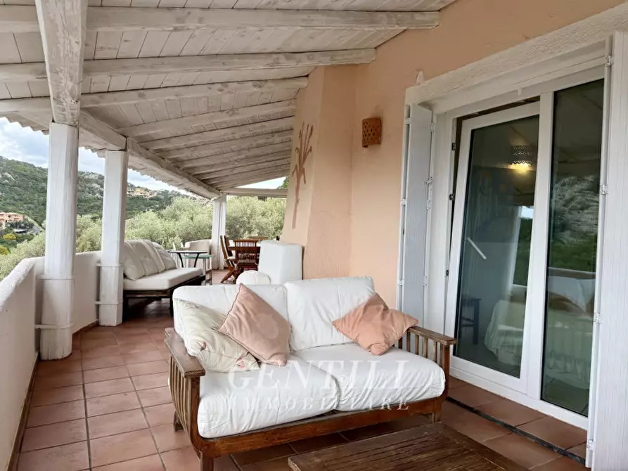 Immagine 7 di Appartamento in vendita  a Arzachena