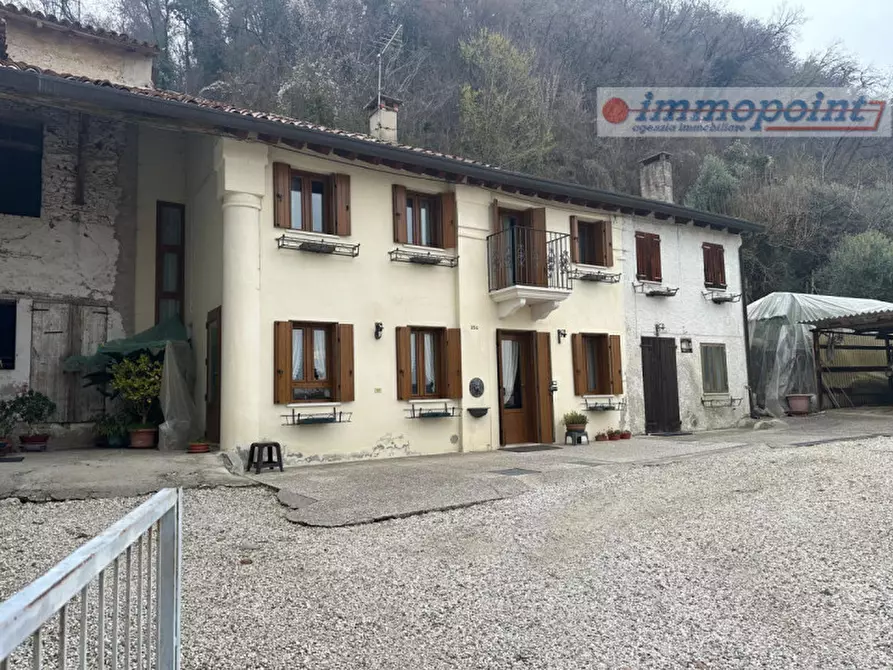Immagine 1 di Rustico / casale in vendita  in Viale Asiago a Bassano Del Grappa