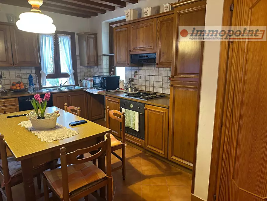 Immagine 6 di Rustico / casale in vendita  in Viale Asiago a Bassano Del Grappa