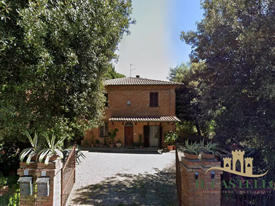 Immagine 1 di Rustico / casale in vendita  in Strada provinciale di Petrignano del Lago a Castiglione Del Lago