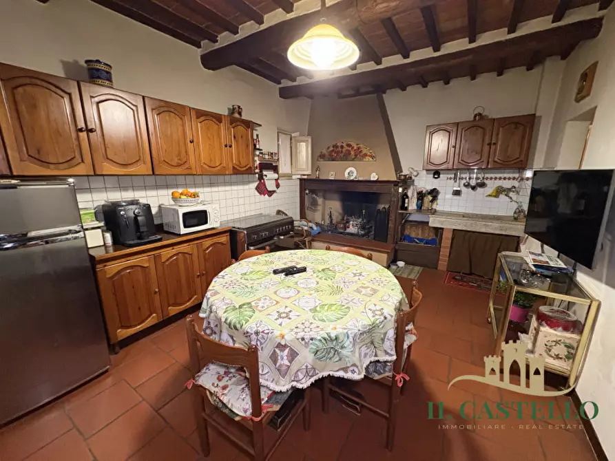 Immagine 3 di Rustico / casale in vendita  in Strada provinciale di Petrignano del Lago a Castiglione Del Lago