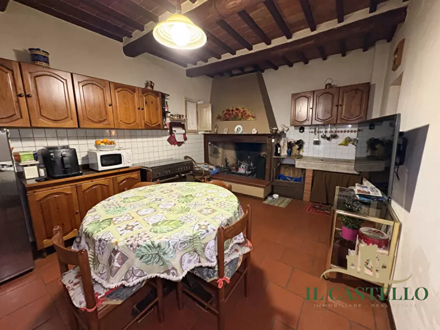 Immagine 8 di Rustico / casale in vendita  in Strada provinciale di Petrignano del Lago a Castiglione Del Lago
