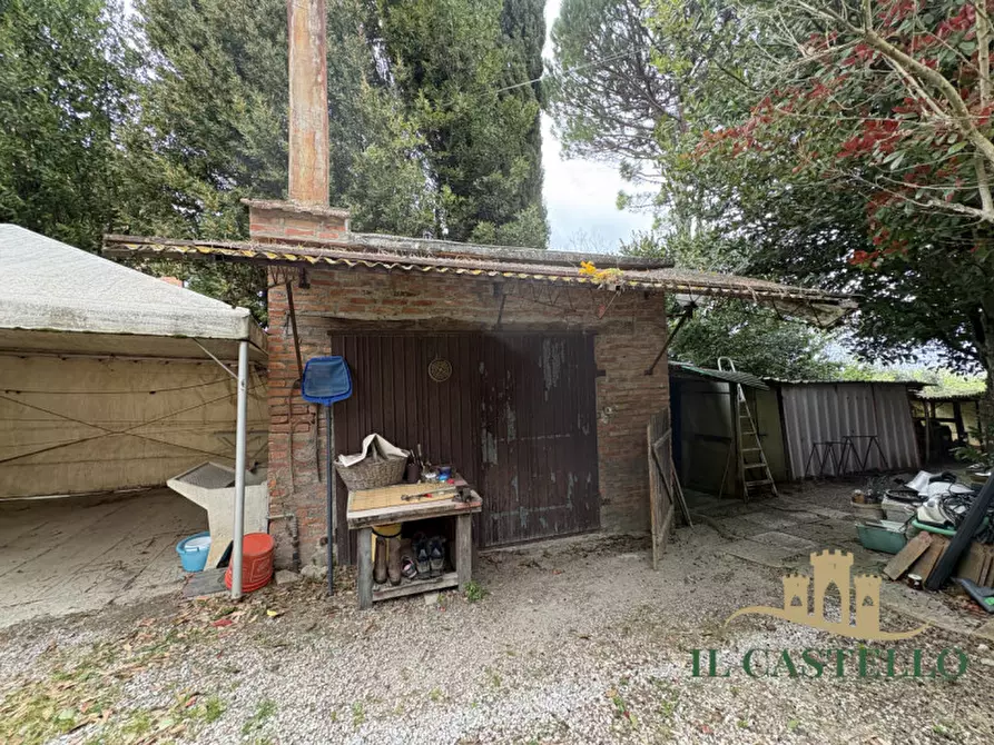 Immagine 40 di Rustico / casale in vendita  in Strada provinciale di Petrignano del Lago a Castiglione Del Lago