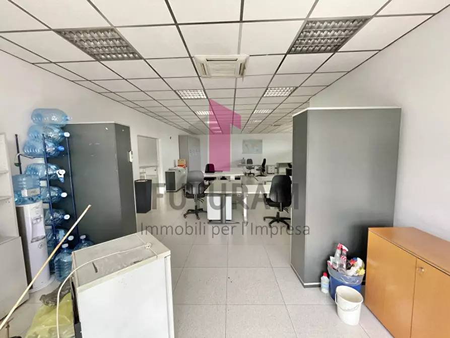 Immagine 10 di Ufficio in affitto  a Altavilla Vicentina